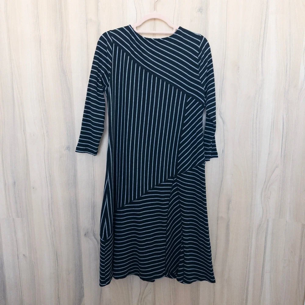 Soft Surroundings asymmetrical striped